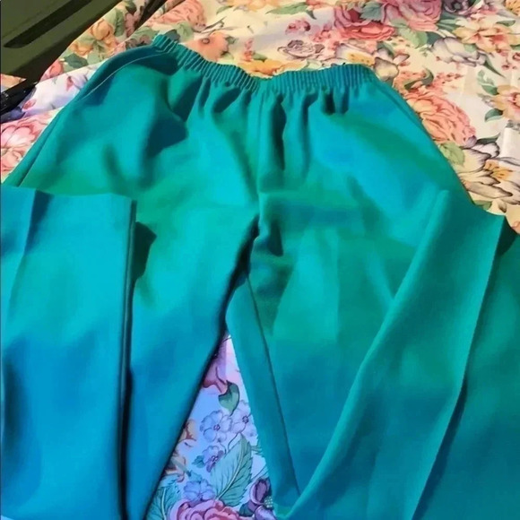 Alfred Dunner Womens Green pants size 8 With Elastic Waist - Picture 2 of 8